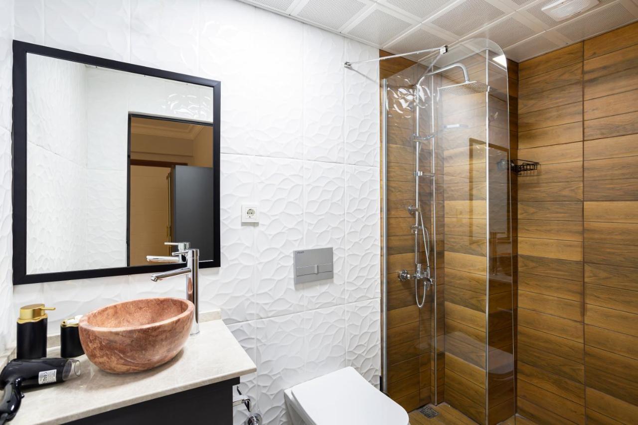 8 Rooms House Balcova Bagian luar foto