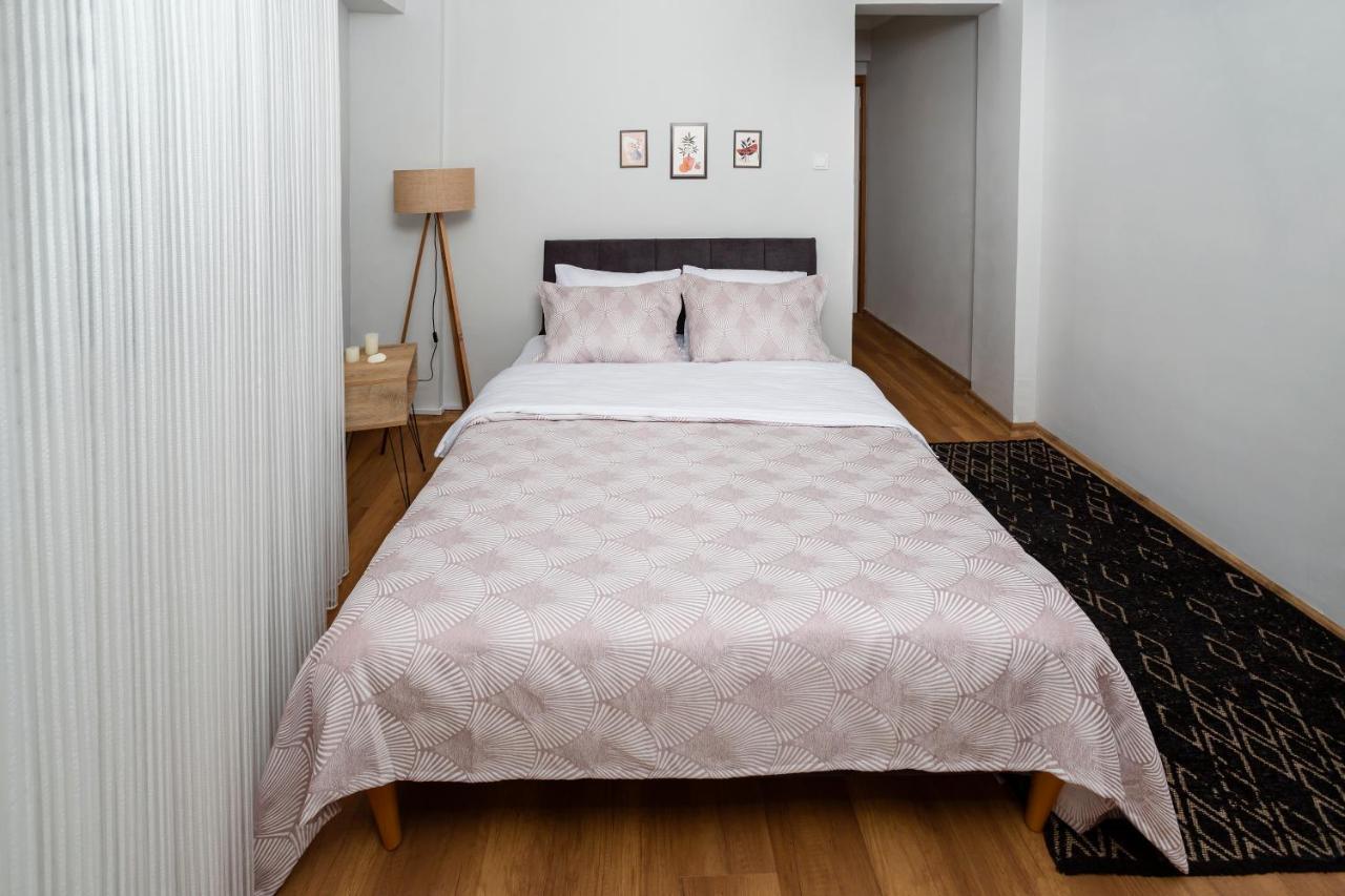 8 Rooms House Balcova Bagian luar foto