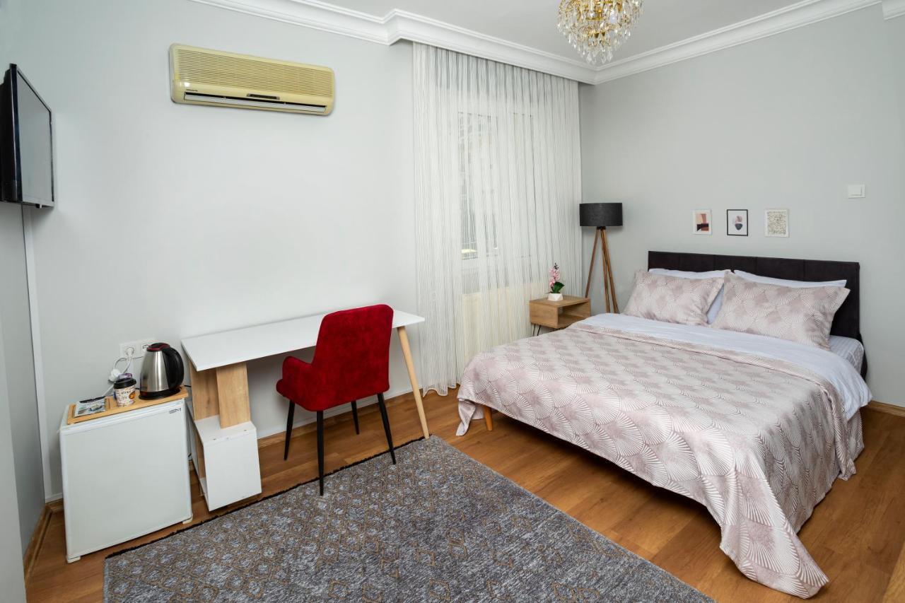 8 Rooms House Balcova Bagian luar foto